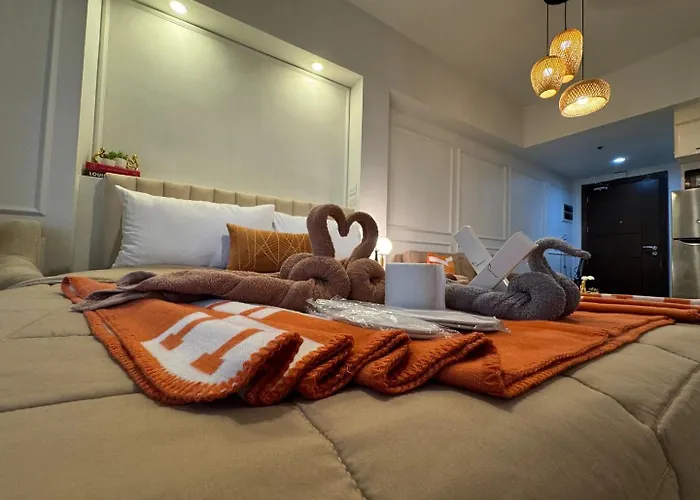 Cozy Venice Mckinley Staycation | Pool & Wifi Apartment *