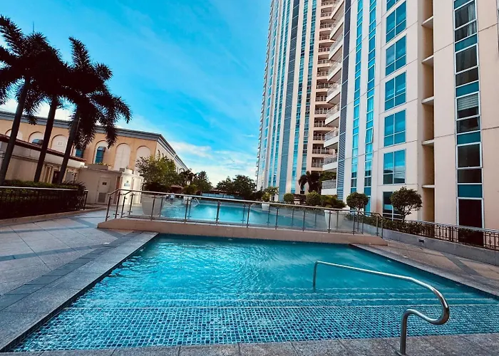 Apartment Cozy Venice Mckinley Staycation | Pool & Wifi