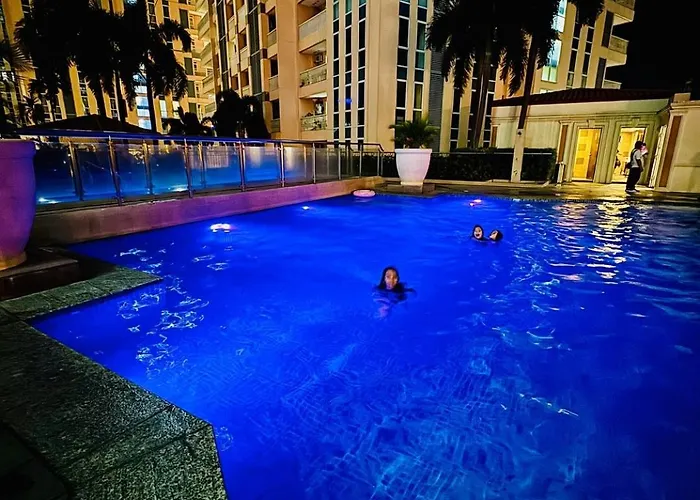 Apartment Cozy Venice Mckinley Staycation | Pool & Wifi *